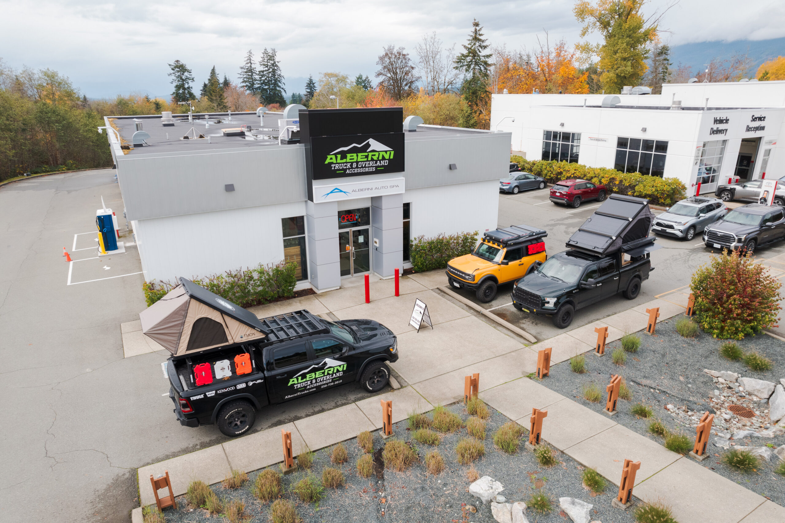 Alberni Truck and Overland Exterior Image